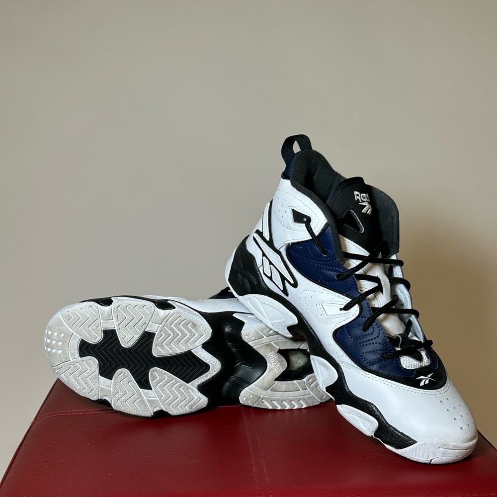 Reebok Avant Guard Sneakers - Picture 5 of 7
